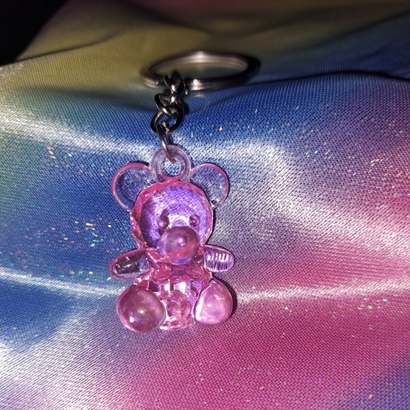 Gummy bear keychain 💗🐻💗 - Picture 2 of 4